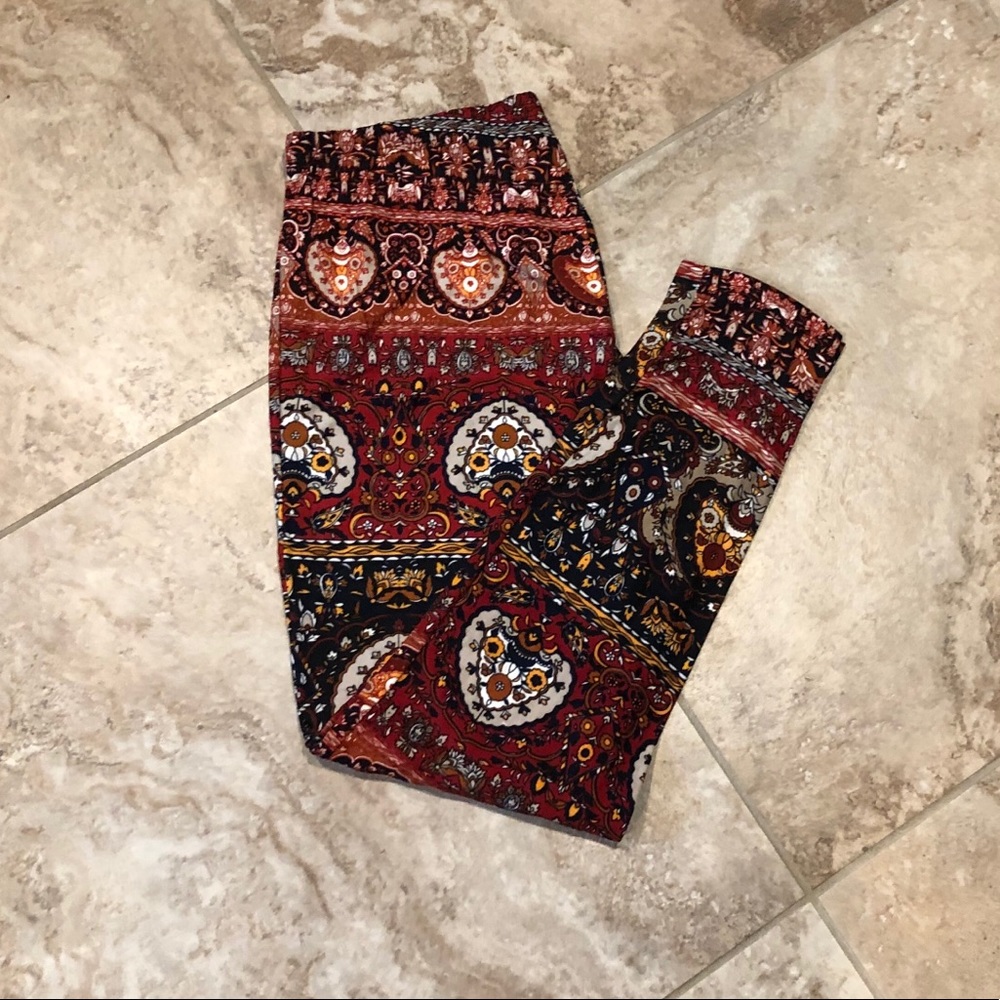 Patterned Leggings
